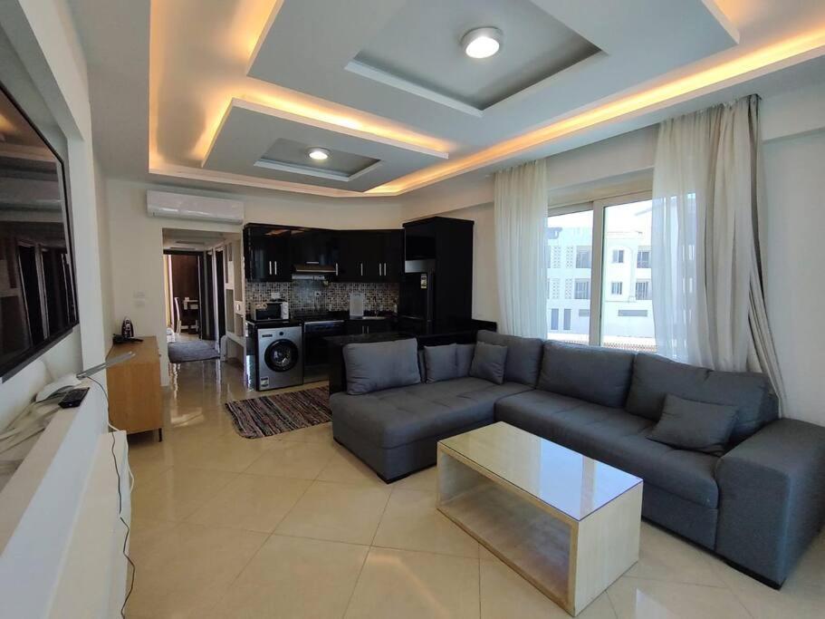 3-Bedroom Apartment On The Third Floor With 3 Balconies And Lovely Pool View, Street View And Free Beach Access In Sharm Hills Resort Sharm El-Sheikh Exterior foto