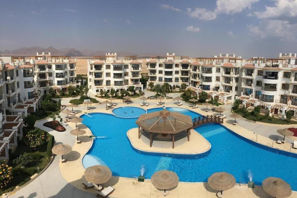 3-Bedroom Apartment On The Third Floor With 3 Balconies And Lovely Pool View, Street View And Free Beach Access In Sharm Hills Resort Sharm El-Sheikh Exterior foto