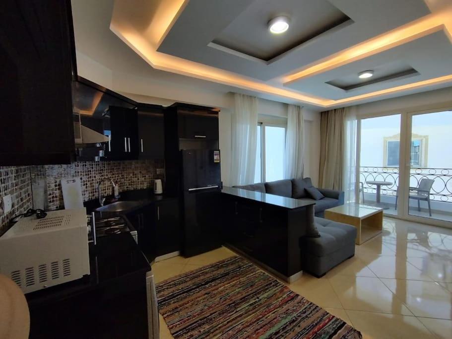 3-Bedroom Apartment On The Third Floor With 3 Balconies And Lovely Pool View, Street View And Free Beach Access In Sharm Hills Resort Sharm El-Sheikh Exterior foto