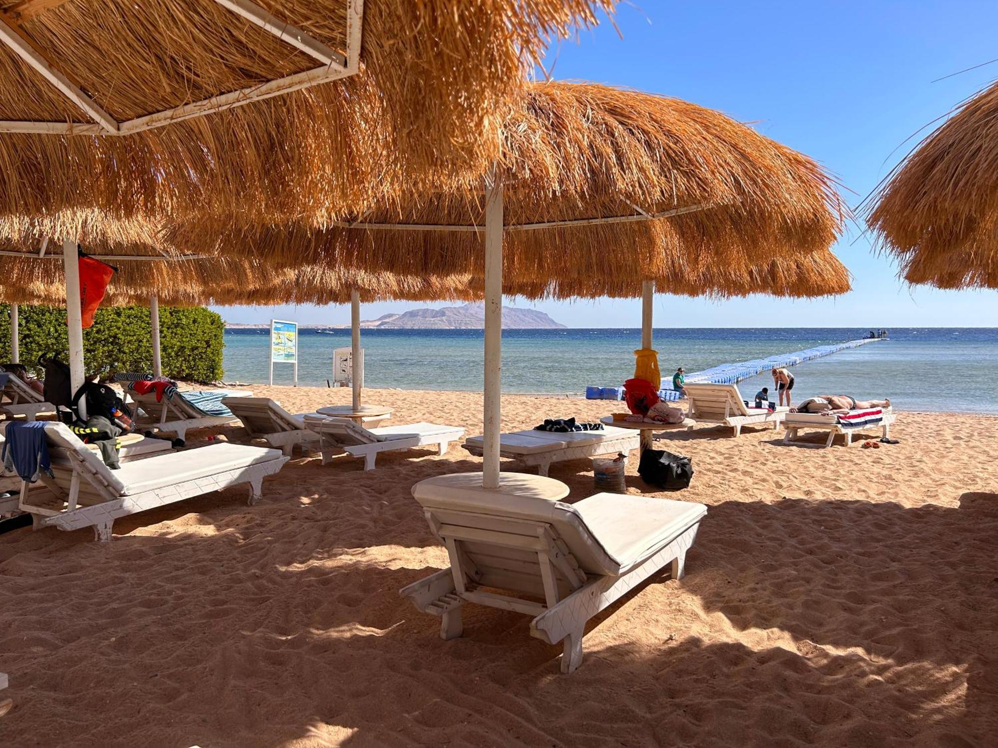3-Bedroom Apartment On The Third Floor With 3 Balconies And Lovely Pool View, Street View And Free Beach Access In Sharm Hills Resort Sharm El-Sheikh Exterior foto