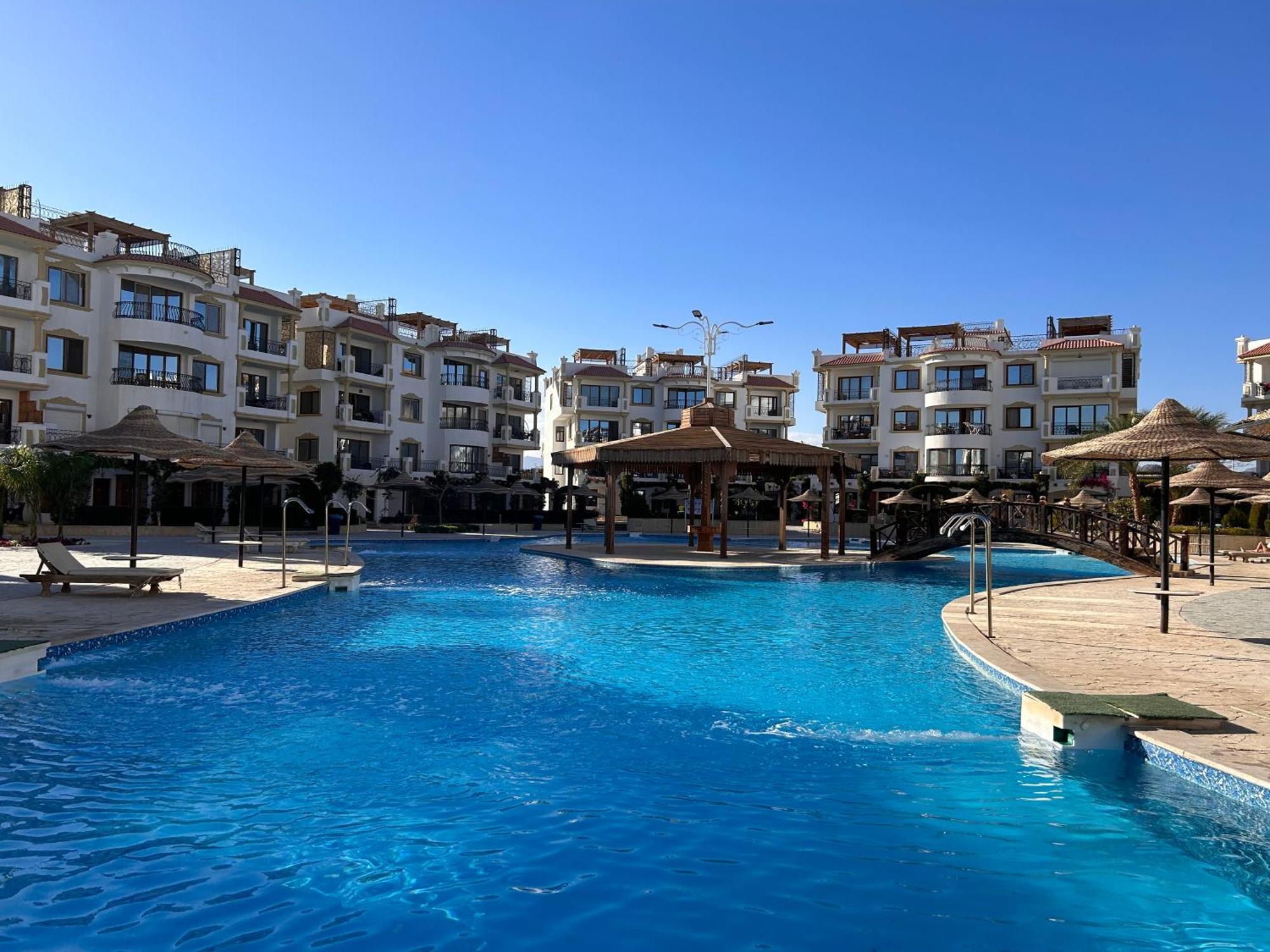 3-Bedroom Apartment On The Third Floor With 3 Balconies And Lovely Pool View, Street View And Free Beach Access In Sharm Hills Resort Sharm El-Sheikh Exterior foto