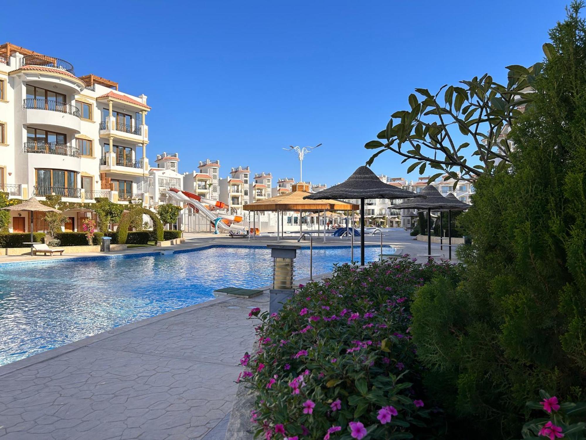 3-Bedroom Apartment On The Third Floor With 3 Balconies And Lovely Pool View, Street View And Free Beach Access In Sharm Hills Resort Sharm El-Sheikh Exterior foto