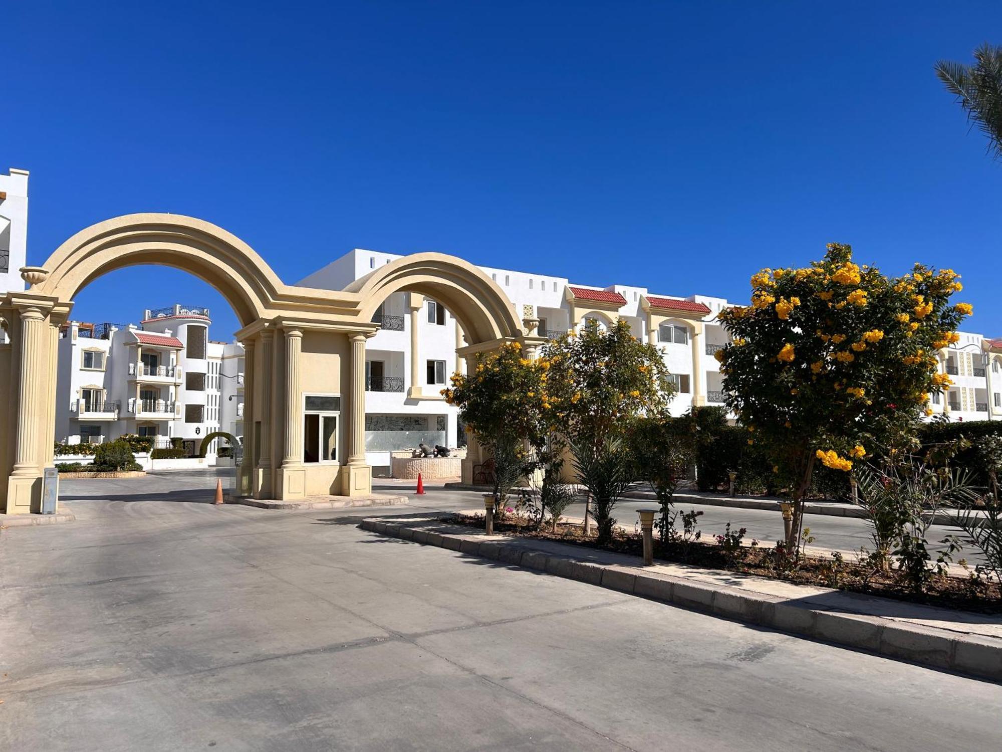 3-Bedroom Apartment On The Third Floor With 3 Balconies And Lovely Pool View, Street View And Free Beach Access In Sharm Hills Resort Sharm El-Sheikh Exterior foto