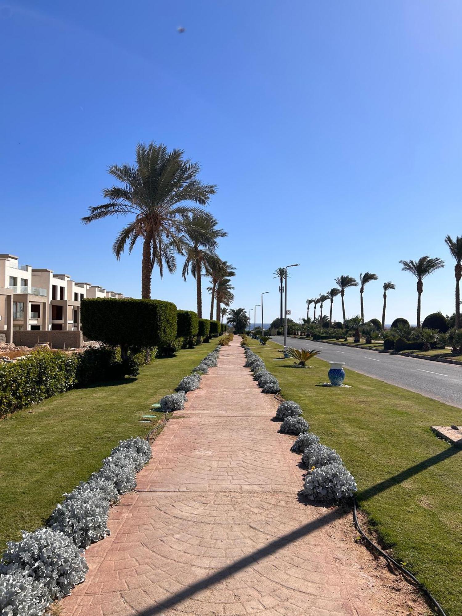 3-Bedroom Apartment On The Third Floor With 3 Balconies And Lovely Pool View, Street View And Free Beach Access In Sharm Hills Resort Sharm El-Sheikh Exterior foto